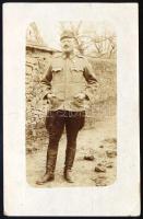 1918 Tábori vágómarha-telep tisztjének (Szártori őrmester) portréja, fotólap, megírva és tábori post...