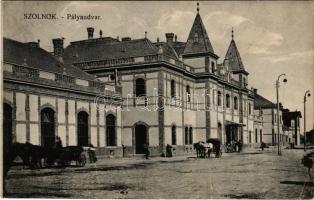 Szolnok, pályaudvar, vasútállomás. Gerő Ignác kiadása (Rb)