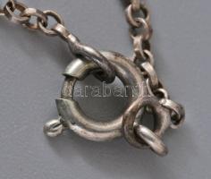 Antik ezüst (Ag) nyaklánc, korall szemekkel, jelzett, bruttó 4,9g