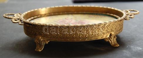 1900-as évek eleje Kis réz ovális tálka virágot ábrázoló gobleinnel