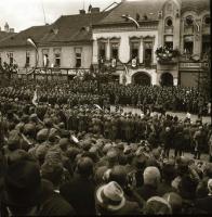1940 Kolozsvár (Cluj), a magyar csapatok bevonulásának ünnepsége, 9 db eredeti negatív, a felvételek...