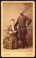 cca 1880 Házaspár portréja, keményhátú fotó Rupprecht Mihály soproni műterméből, 10,5×6,5 cm