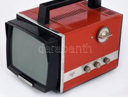 cca 1970 Szovjet kisméretű televízió, kábel nélkül, működik, 22x14 cm