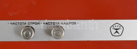 cca 1970 Szovjet kisméretű televízió, kábel nélkül, működik, 22x14 cm