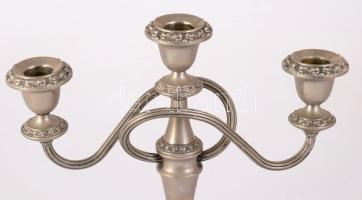 Háromágú fém gyertyatartó, 25x25 cm