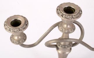 Háromágú fém gyertyatartó, 25x25 cm