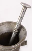 Alumínium mozsár, törővel, m: 12 cm, törő h: 21 cm