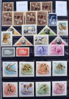 Magyar gyűjtemény az 1956-1972 közötti időszakból extrákkal, 30 lapos, 9 soros jó minőségű A4-es berakóban