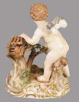 cca 19. sz. vége, Meissen Ámor szobor pár. Jelzett, kardos jelzés, egyiken minimális pattogzással, m...