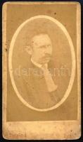 cca 1870 Férfiportré, vizitkártya Perlgrund Ármin pesti (Király u. 10.) műterméből, koszos, 10,5x6 cm. Ritka!