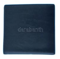 Érmés műbőr zsebberakó, négy lapos, összesen 16 férőhellyel, közel újszerű állapotban