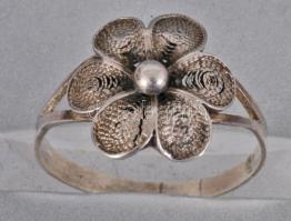 Ezüst (ag) gyűrű, jelzés nélkül, m: 61, 2,2g