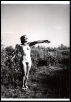 Akt a szabadban, erotikus fotó, modern előhívás, 9×12 cm