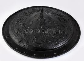 Reneszánsz pajzs öntött rezin másolata, d: 53 cm