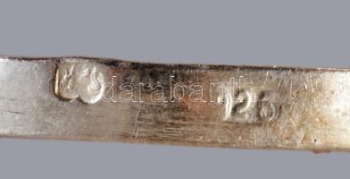 Ezüst (Ag) gyűrű, 925 ezrelékes, jelzett, m: 50, 1,6g