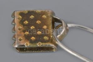 Ezüst (Ag) fülbevaló pár, 0,72g