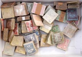 Kb 2.000 db Turul bélyeg kötegelve, dobozban ömlesztve