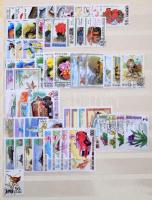 Észak Korea, Mongólia tartalmas gyűjteményrészek 16 lapos A4 berakóban, közel 2.300 db bélyeg, közte...