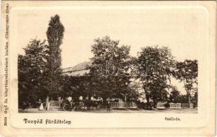 Fonyód, fürdőtelepi szálloda, lovaskocsi. Gerő Zs. kiadása (fl)