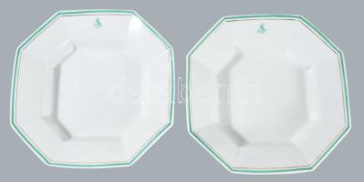 cca 1880 Nemesi monogramos 2 darab kínáló, hibátlan, 21,5x21,5 cm