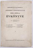 Hódmezővásárhely thjf. város ,,Erzsébet" Közkórházának 1905-1930-iki évkönyve. Szerk.: Ormos Pál. Hódmezővásárhely, [1932], ,,Erzsébet" Közkórház (Bp., Révai-ny.), 382 p.+ 31 (fekete-fehér képek) t. Kiadói papírkötés, kissé sérült, koszos borítóval, helyenként kissé foltos lapokkal, részben felvágatlan.