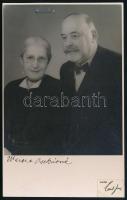 cca 1930-1940 Laub Juci (?-1985): Weiser Oszkár és Weiszer Oszkárné portréja, fotólap, 13x8 cm. Thor...