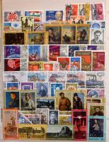 Szovjetunió főleg bélyegzett gyűjtemény az 1960-as évek közepétől 1991-ig sok blokkal, néhány másodpéldánnyal, hozzá FDC-k, levelek, díjjegyesek. Szép anyag 2 db A4 és 4 db közepes berakóban.