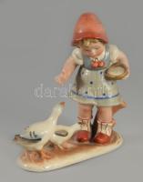 Wagner &amp; Apel Bertram libákat etető lány. Jelzett, kézzel festett, hibátlan, m: 11 cm