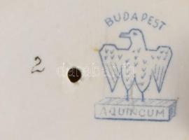 Aquincum madárka figura, jelzett, kis kopással, m: 8,5 cm