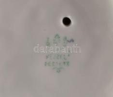 Hollóházi akt gyümölcsökkel. Jelzett, hibátlan (támasztási nyommal), m: 29 cm