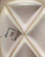 Hollóházi Matyónő. Jelzett, kézzel festett, hibátlan, m: 29,5 cm