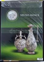 Terjedelmes és tartalmas magyar gyűjtemény hagyatékból, több évtizedes gyűjtésből 7 nagy hullámkarto...