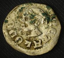 1373-1382. "szerecsenfejes" Denár Ag "I. Nagy Lajos" (0,42g) T:XF,VF, patina
Hu...