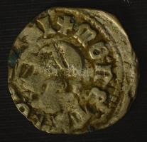 1373-1382. "szerecsenfejes" Denár Ag "I. Nagy Lajos" (0,32g) T:VF,F patina Hungary 1373-1382. Denar Ag "Louis I" (0,32g) C:VF,F patina Huszár: 547., Unger I.: 432. f. var.