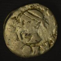 1373-1382. "szerecsenfejes" Denár Ag "I. Nagy Lajos" (0,48g) T:F
Hungary 1373-1...