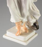 Herendi táncoló juhász. Kézzel festett, jelzett, hibátlan, m: 30 cm