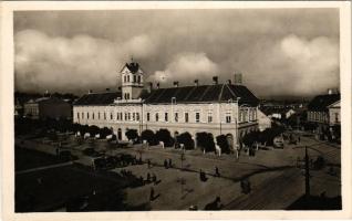 Sepsiszentgyörgy, Sfantu Gheorghe; Törvényszék, automobilok / court, automobiles