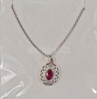 Ezüst (Ag) nyaklánc medállal, szintetikus rubinnal, jelzett, h: 43-46 cm, bruttó: 3,3 g