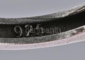 Ezüst (Ag) gyűrű szintetikus rubinnal, jelzett, méret: 56, bruttó: 10,36 g