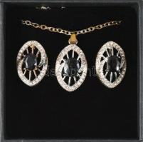 Leo Bernard fülbevaló és nyaklánc szett, dobozában.