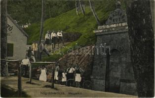 Verőce, Nógrádverőce; Magyarkút, turisták, férfi kerékpárral