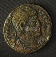 Római Birodalom 367-375 / Valens / Siscia AE3 (2,29g) T:VF Roman Empire 367-375 / Valens / Siscia / AE3 "DN VALEN-S PF AVG / SECVRITAS REIPVBLICAE - star P - M - ASISC" Victory walking left, holding wreath and palm (2,29g) C:VF RIC IX 15b