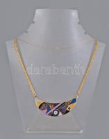 Aranyozott, zománcozott designer nyaklánc, h: 42 cm