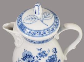 Tirschenreuth hagymamintás kanna, cukortartó és tejkiöntő, jelzett, hibátlan, m: 24 cm alatt