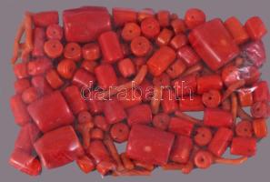 Vegyes korall gyöngy tétel, különböző méretű szemekkel, 85 gr