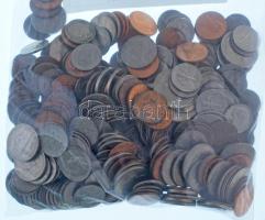 Amerikai Egyesült Államok érmetétel ~1kg súlyban T:vegyes USA mixed coin lot (~1kg) C:mixed
