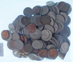 Amerikai Egyesült Államok érmetétel ~1kg súlyban T:vegyes USA mixed coin lot (~1kg) C:mixed