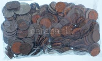 Amerikai Egyesült Államok érmetétel ~1kg súlyban T:vegyes USA mixed coin lot (~1kg) C:mixed