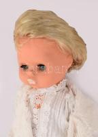 Retro játékbaba, ruhákkal, cipővel m: 54 cm