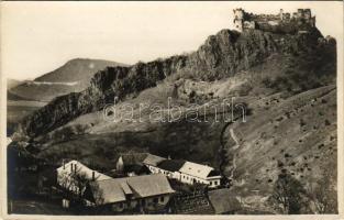 Saskőváralja, Sásovské Podhradie (Garamszentkereszt, Ziar nad Hronom); Saskő vára, vár alatti falu r...